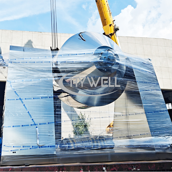 Double cone vacuum dryer